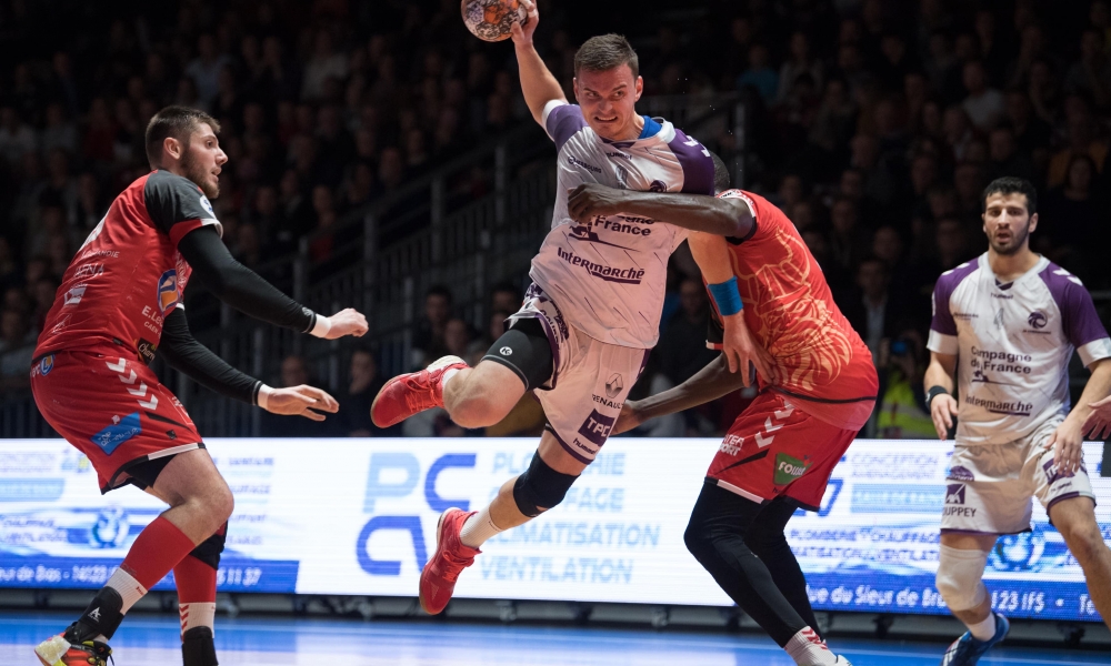 Un derby tout de mauve vêtu. 31-27 pour la JS face aux vikings