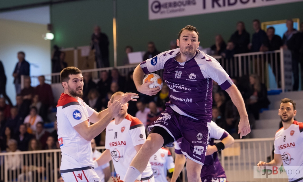 Apre combat, et victoire sur Grenoble. 32-26