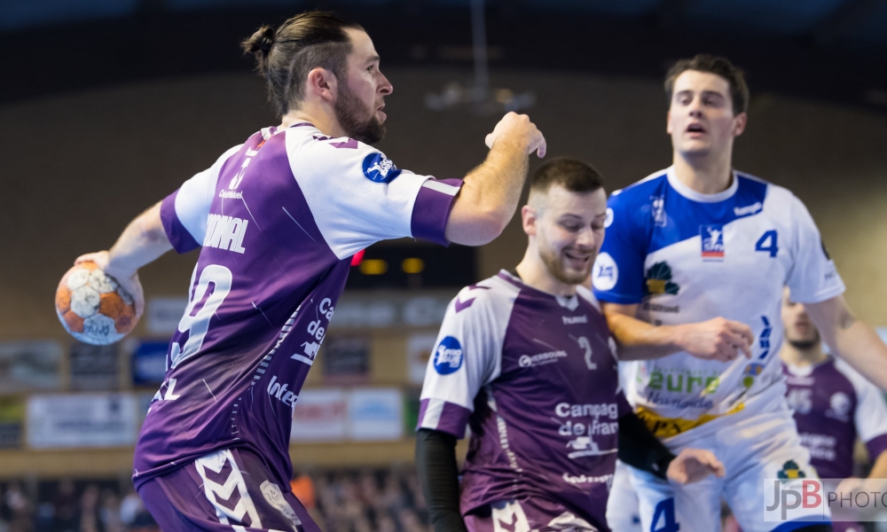 Face au SM Vernon, les Mauves s'adjugent le derby et le maintien. 28-27 