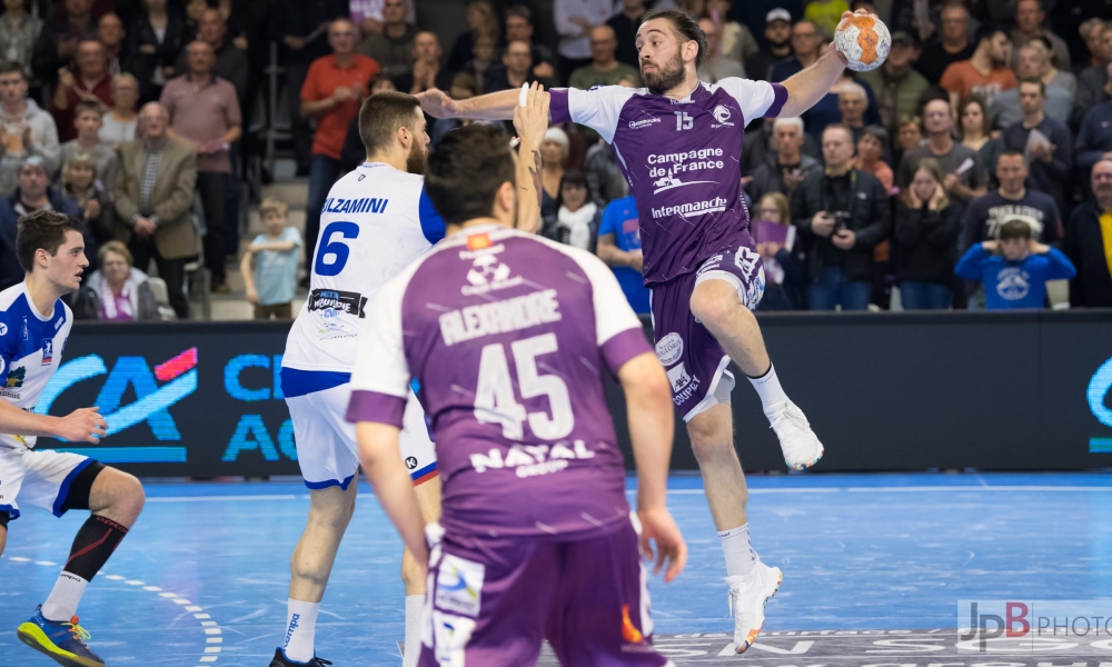 Face au SM Vernon, les Mauves s'adjugent le derby et le maintien. 28-27