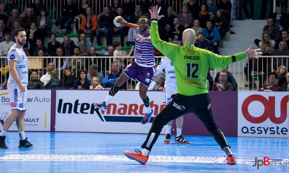 Une entame de match énorme et les Mauves dominent le match face à Nancy. 34-29