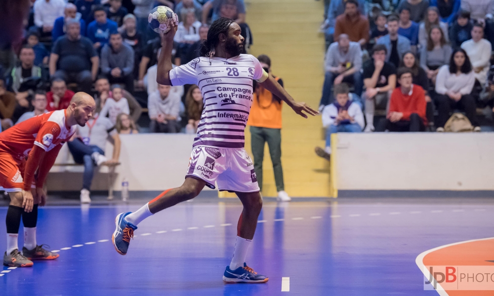 Victoire à l'extérieur pour les Mauves face à Valence Handball. 25-24