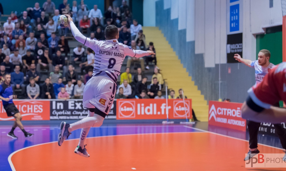 Victoire à l'extérieur pour les Mauves face à Valence Handball. 25-24 