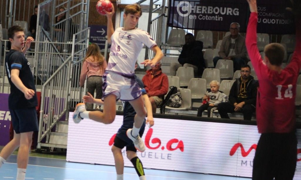 U18 vs PARIS SAINT GERMAIN (Défaite 30-40) © Christophe Guillochon