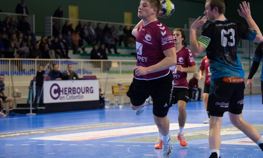 Victoire contre St Renan, et la réserve retouve la tête du championnat