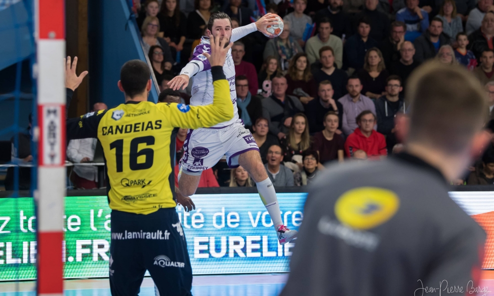Chartres trop fort pour une JS diminuée mais combattante.