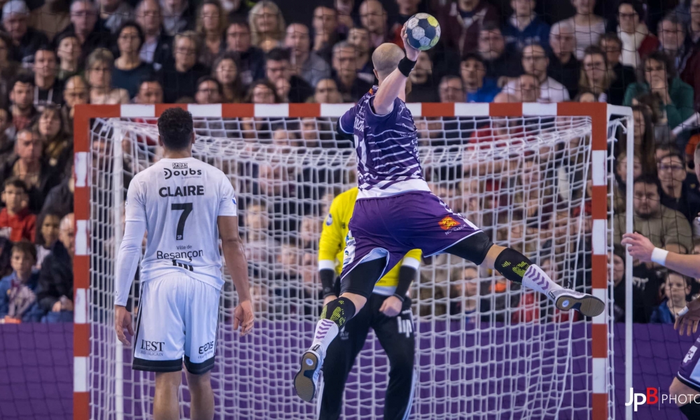 Chantereyne imprenable. Les Mauves finissent l'année en battant l'équipe du GBDH par 26-23