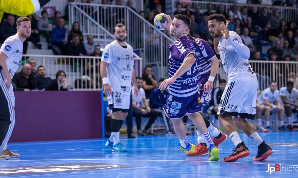 Chantereyne imprenable. Les Mauves finissent l'année en battant l'équipe du GBDH par 26-23