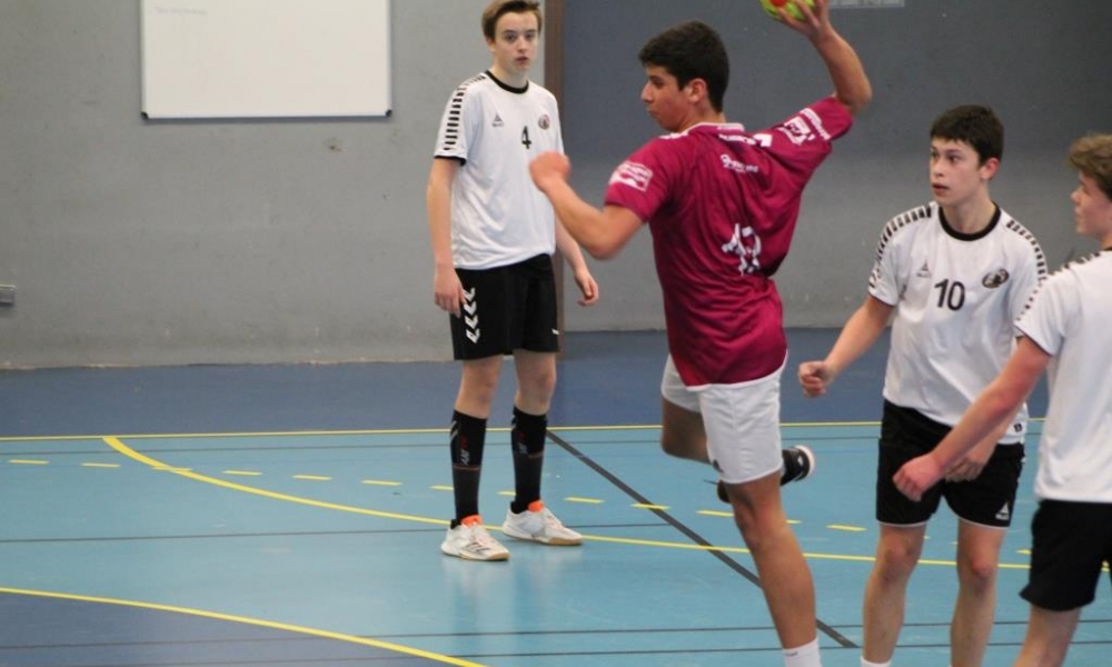 -15 A Victoire 24-25