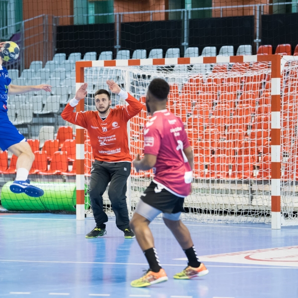 1 but, d'écart 2 points. La réserve efface Bruz: 29-28