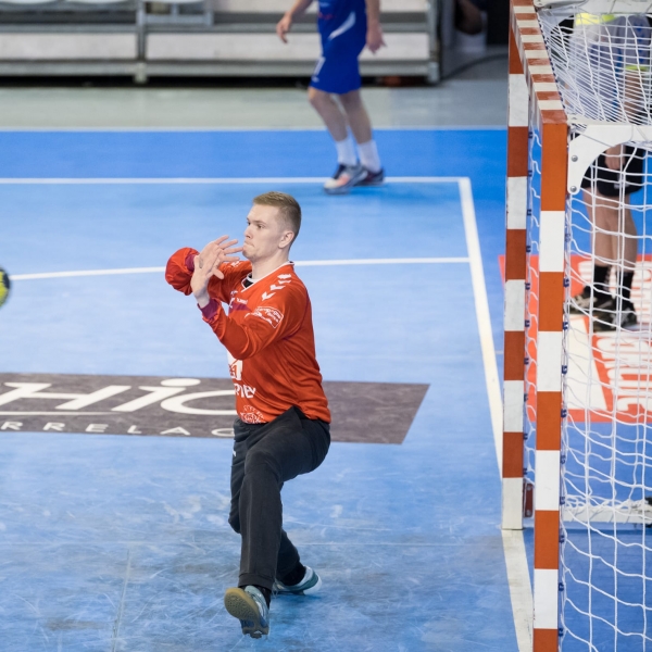 1 but, d'écart 2 points. La réserve efface Bruz: 29-28