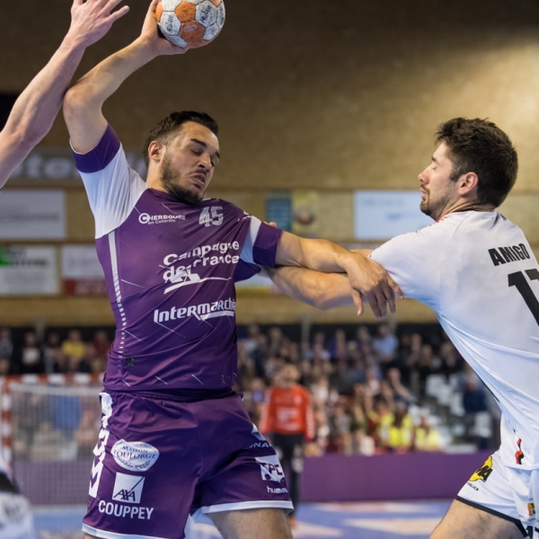 Face aux Mauves, les niçois empochent la victoire et le maintien.