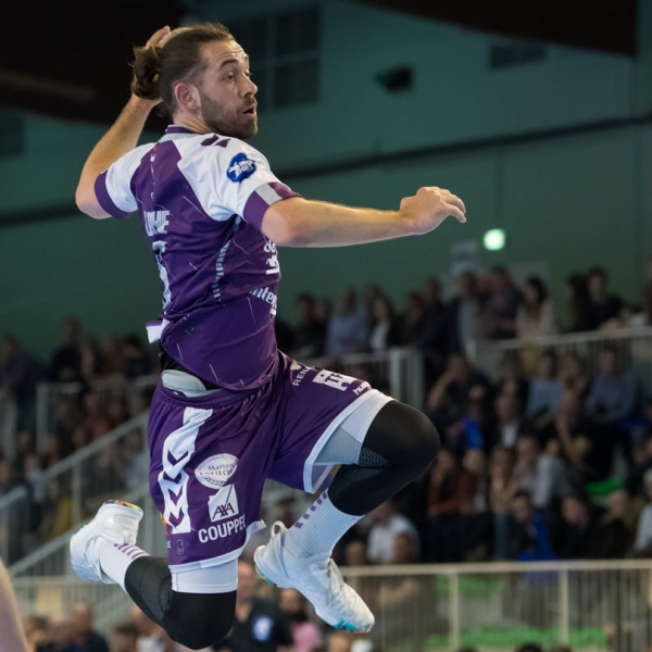 Face aux Mauves, les niçois empochent la victoire et le maintien.