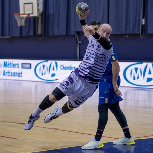 Et les Mauves s'imposent magistralement sur le terrain du Massy Essonne HB. 32-28